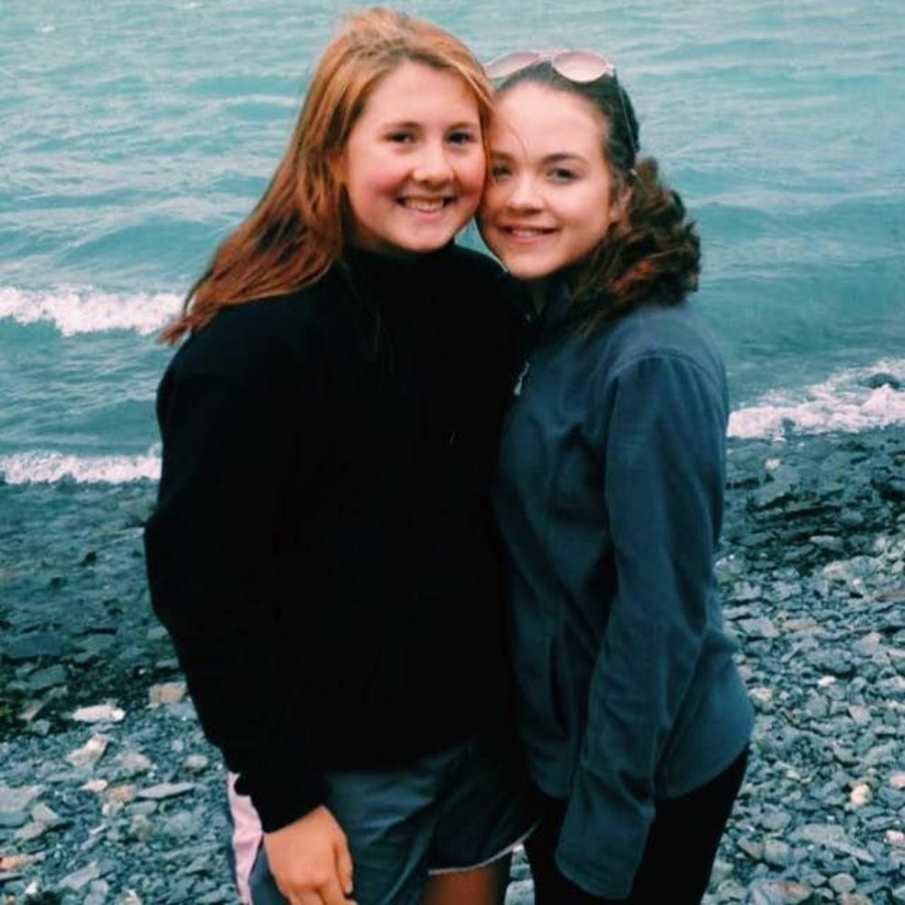 Meet your Posher, Abbey